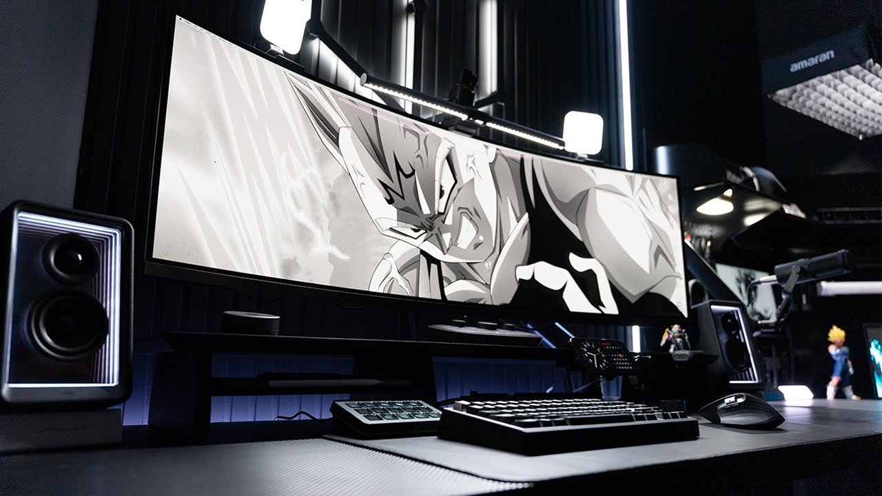 Lee más sobre el artículo All-Black Dream Desk: tour y claves del setup